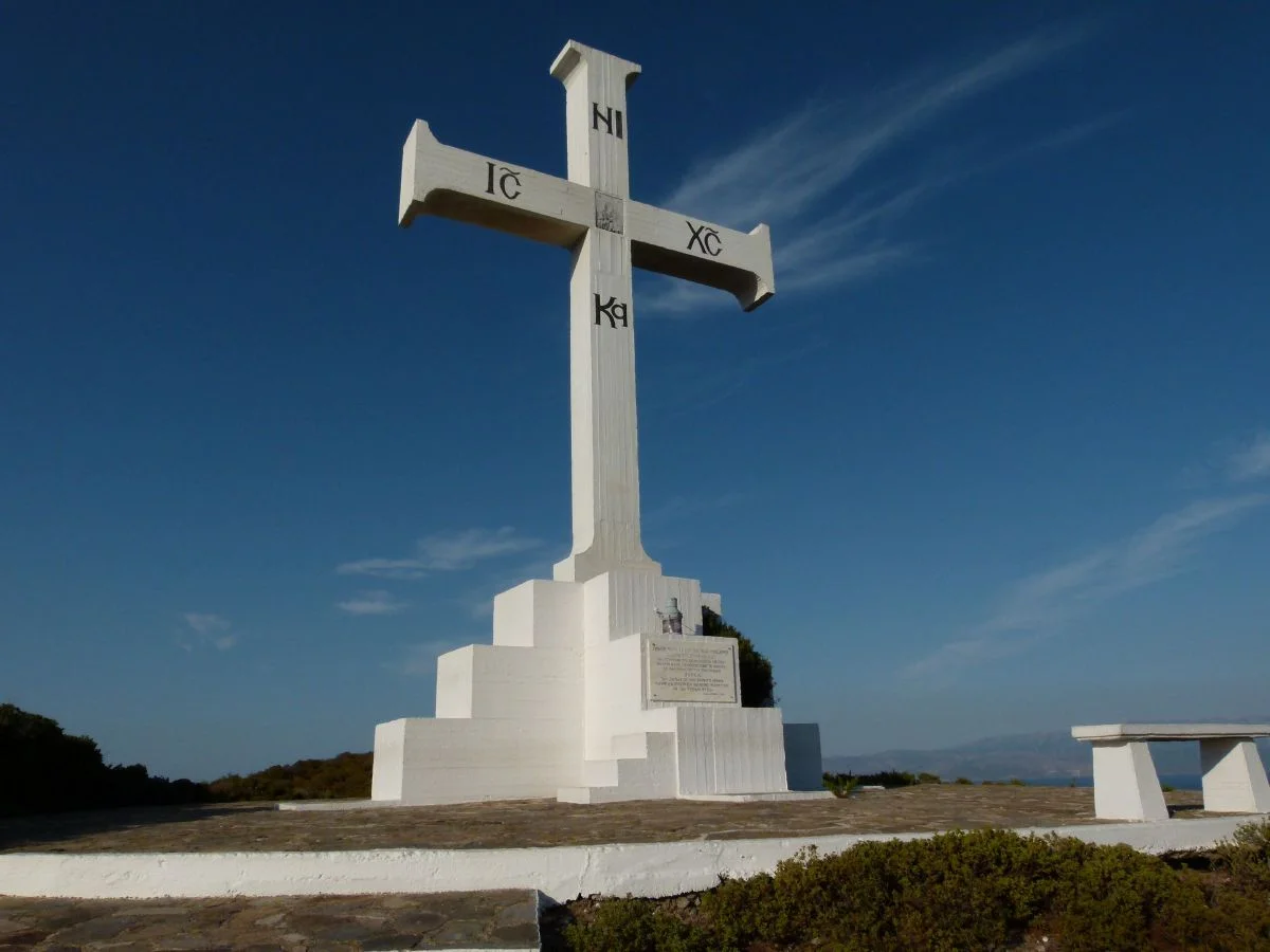 Ιερά Μονή Ευαγγελισμού της Θεοτόκου - Οινούσσες Σταυρός