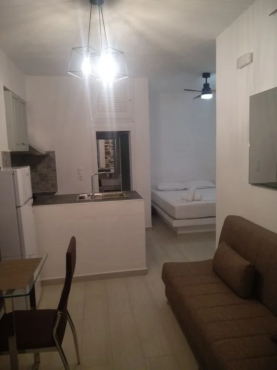 ΕΝΟΙΚΙΑΖΟΜΕΝΑ ΔΩΜΑΤΙΑ ΞΕΝΟΔΟΧΕΙΟ ΟΙΝΟΥΣΣΕΣ OINOUSSES-ROOMS.GR