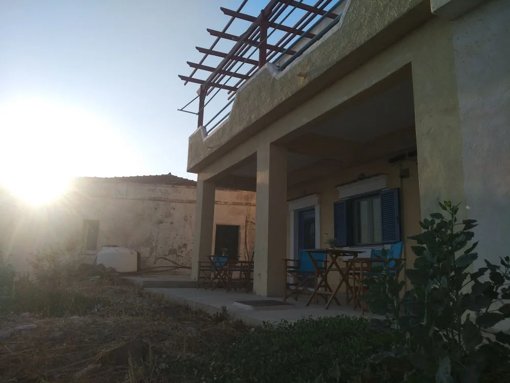 ΕΝΟΙΚΙΑΖΟΜΕΝΑ ΔΩΜΑΤΙΑ ΞΕΝΟΔΟΧΕΙΟ ΟΙΝΟΥΣΣΕΣ OINOUSSES-ROOMS.GR
